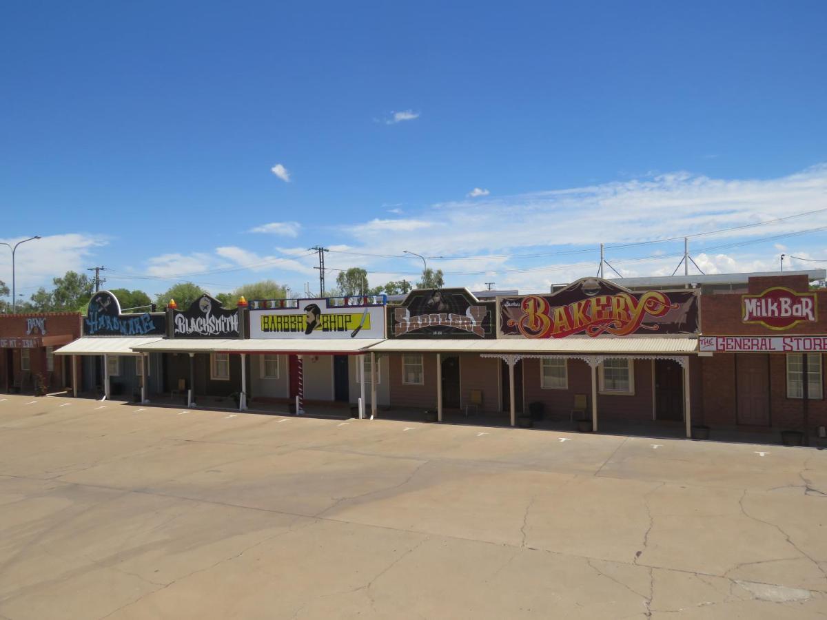 Burke & Wills Mt Isa Motel Mount Isa Exterior photo