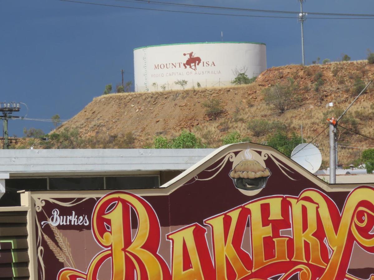 Burke & Wills Mt Isa Motel Mount Isa Exterior photo